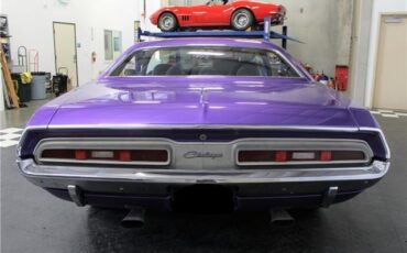 Dodge-CHALLENGER-360-V8-4-SPD-1971-COUPE-5
