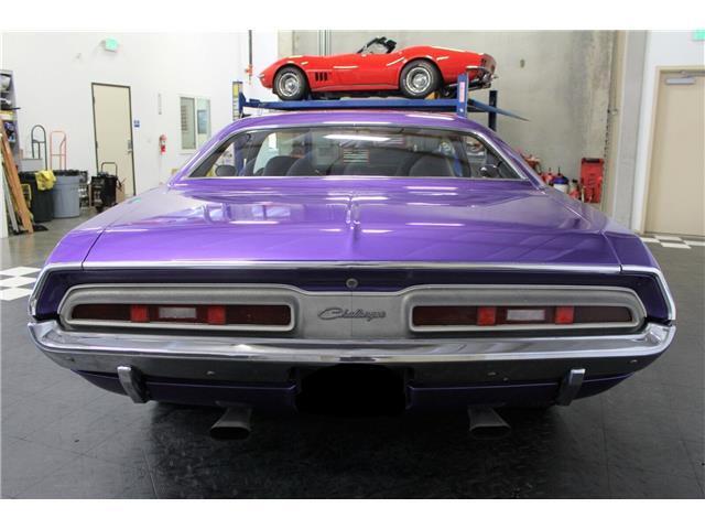 Dodge-CHALLENGER-360-V8-4-SPD-1971-COUPE-5