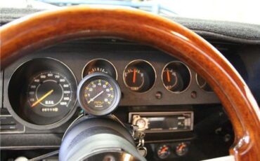 Dodge-CHALLENGER-360-V8-4-SPD-1971-COUPE-9