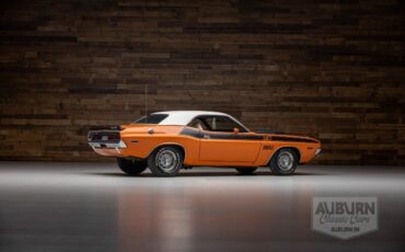 Dodge-Challenger-1970-4