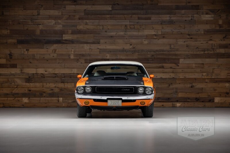 Dodge-Challenger-1970-7