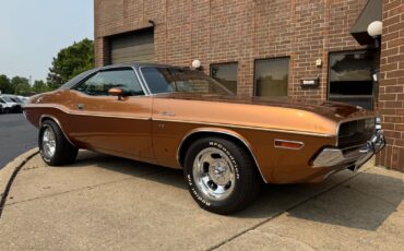 Dodge-Challenger-1970-Coupe-11