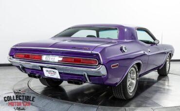 Dodge-Challenger-1970-Coupe-14