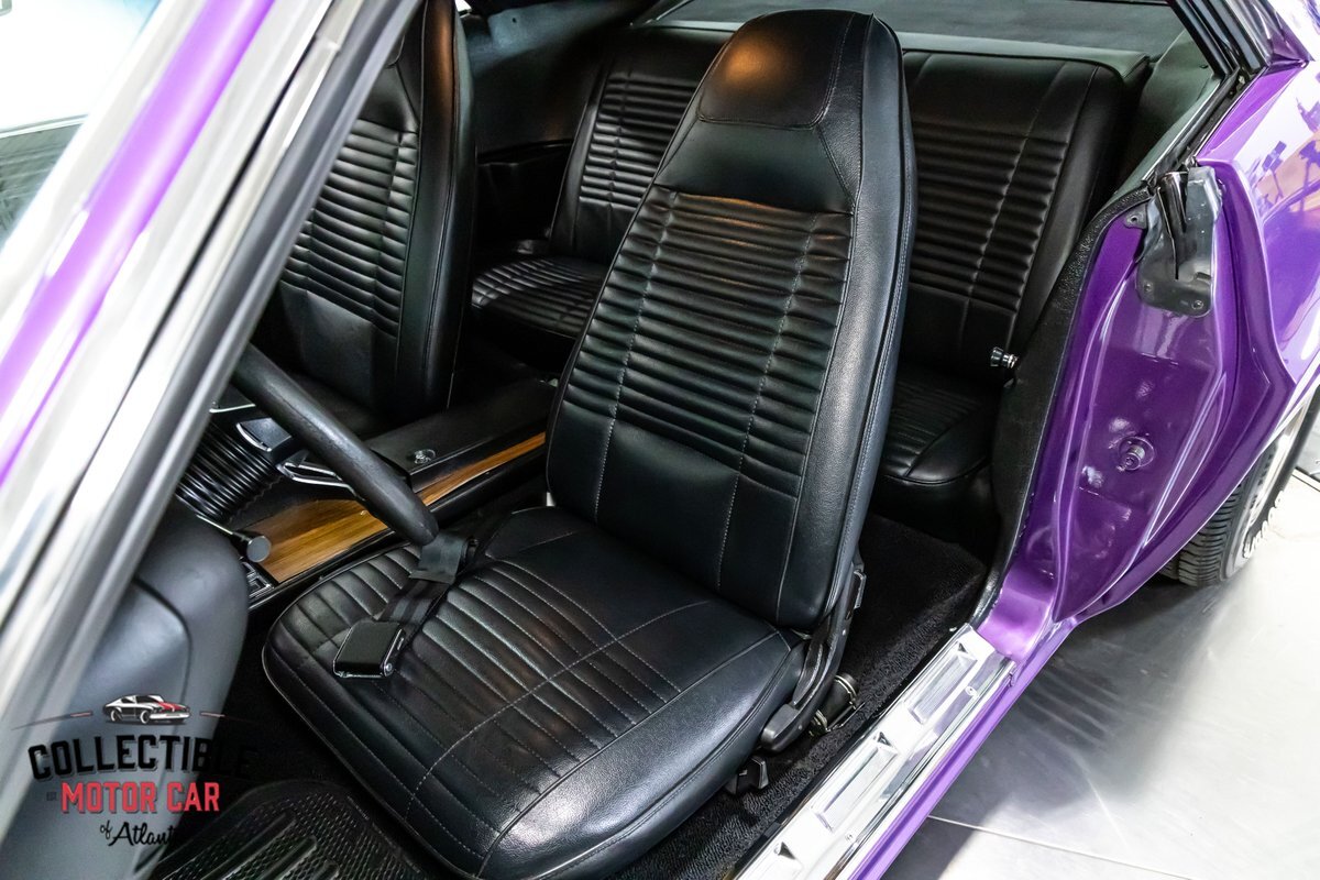 Dodge-Challenger-1970-Coupe-3