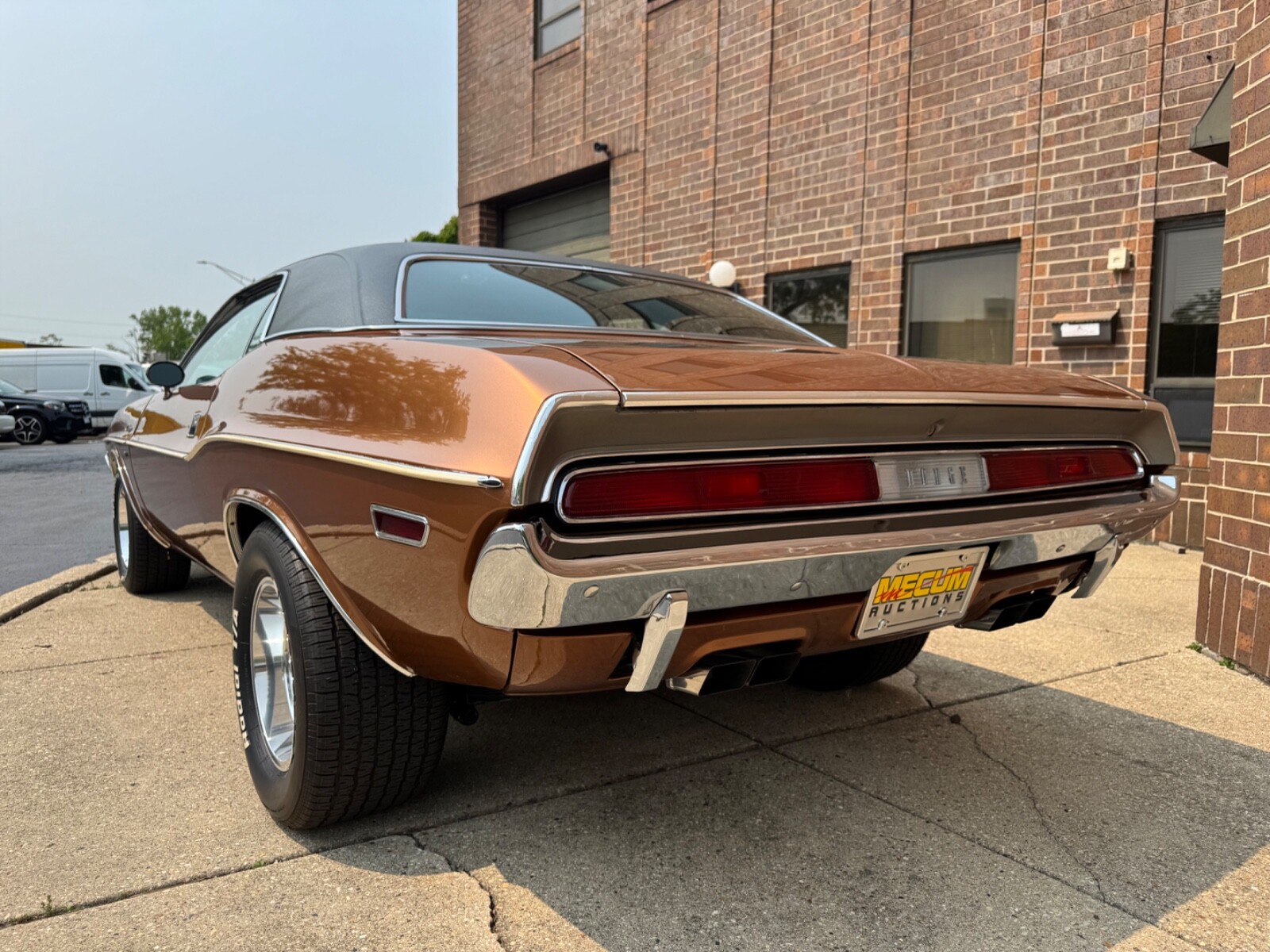 Dodge-Challenger-1970-Coupe-4