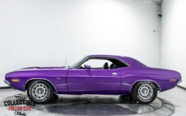 Dodge-Challenger-1970-Coupe-9