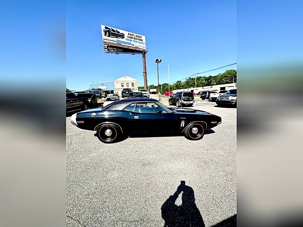 Dodge-Challenger-1970-black-2