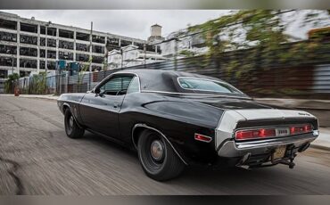Dodge-Challenger-1970-black-20