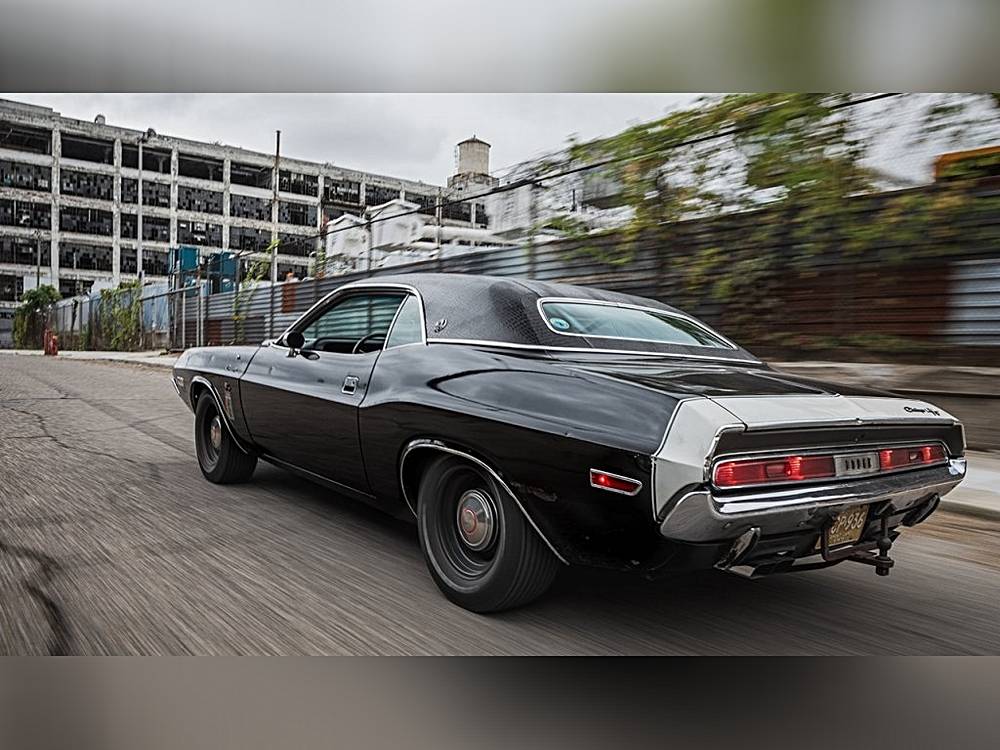 Dodge-Challenger-1970-black-20