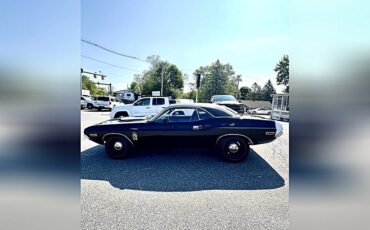 Dodge-Challenger-1970-black-3