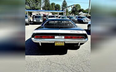 Dodge-Challenger-1970-black-6