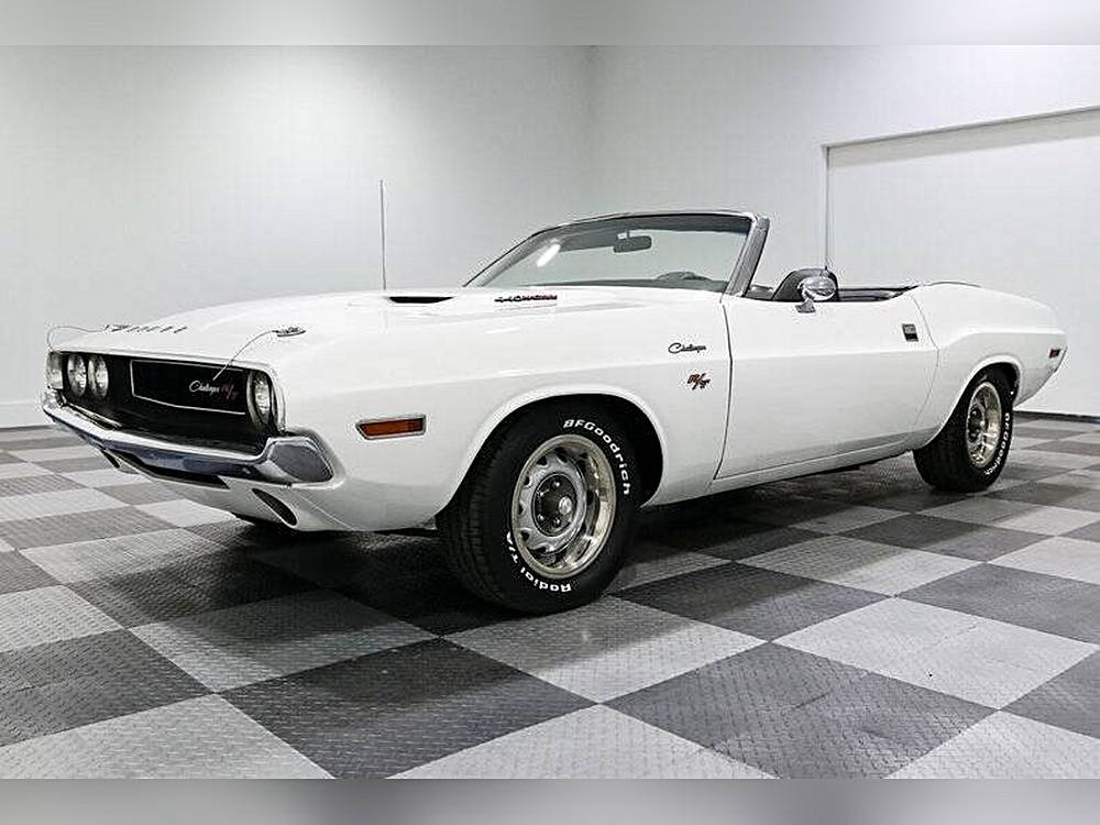 Dodge-Challenger-1970-white-2