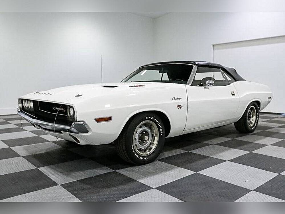 Dodge-Challenger-1970-white-3