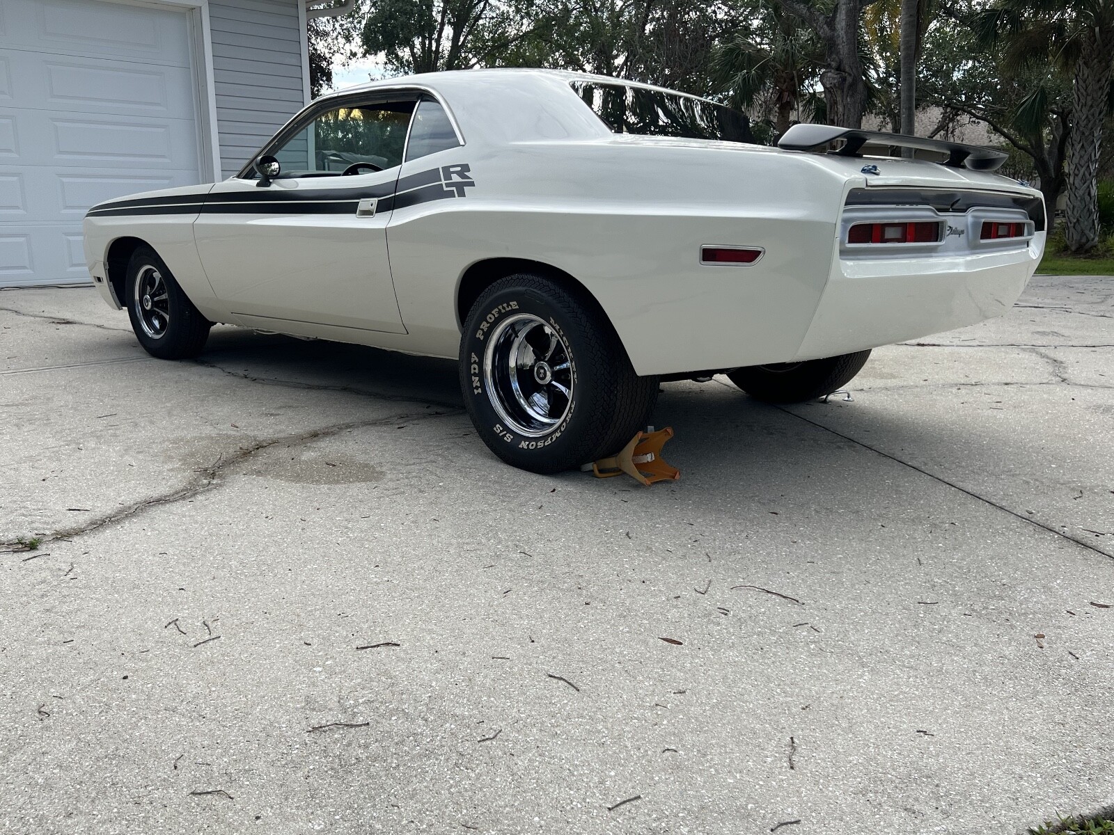 Dodge-Challenger-1971-2