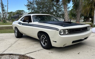 Dodge Challenger 1971 --