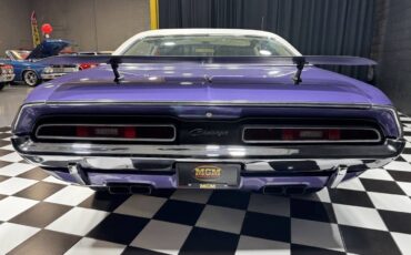 Dodge-Challenger-1971-Coupe-12