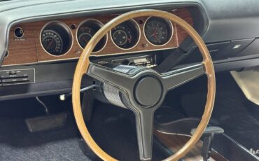Dodge-Challenger-1971-Coupe-2