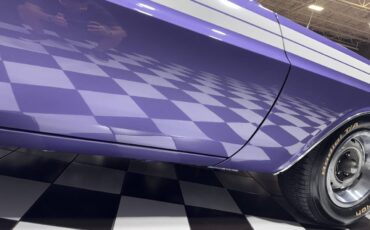 Dodge-Challenger-1971-Coupe-30