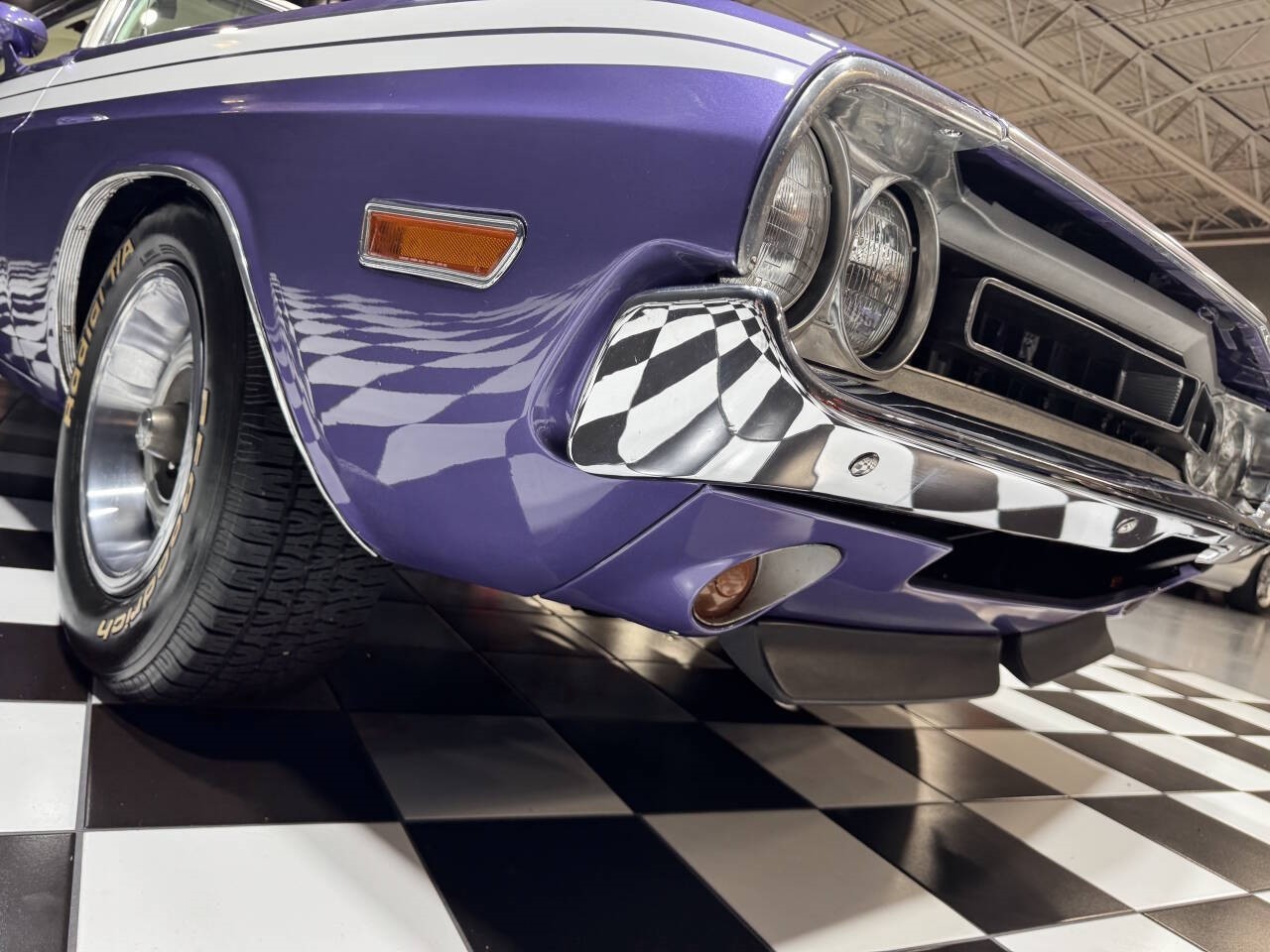 Dodge-Challenger-1971-Coupe-35