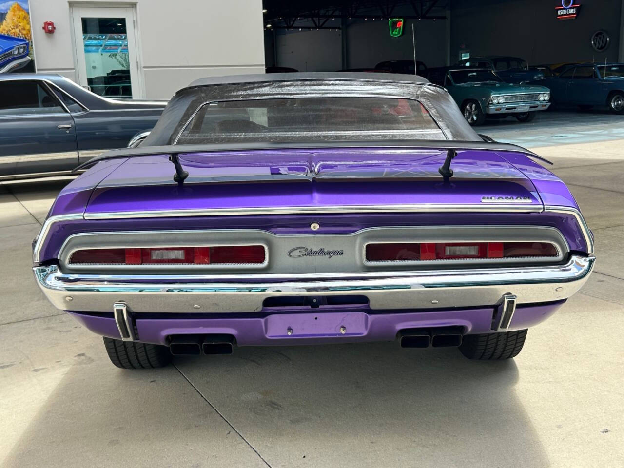Dodge-Challenger-1971-Hatchback-13