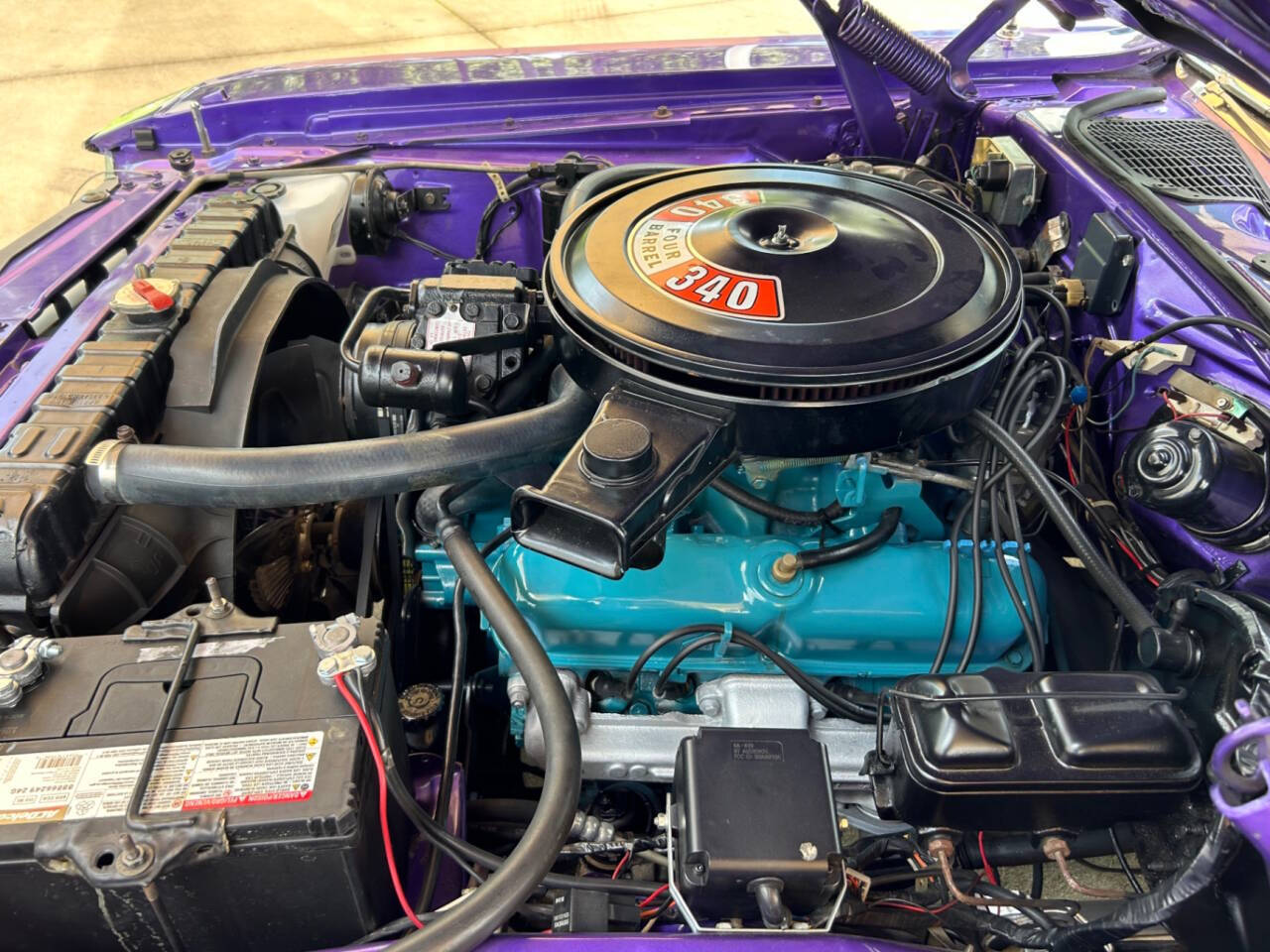 Dodge-Challenger-1971-Hatchback-28