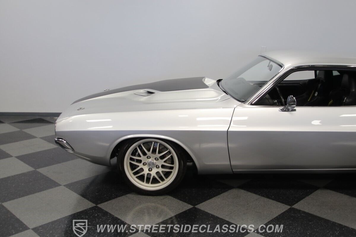 Dodge-Challenger-1972-Coupe-26