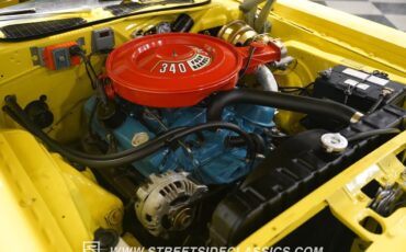 Dodge-Challenger-1972-Coupe-36