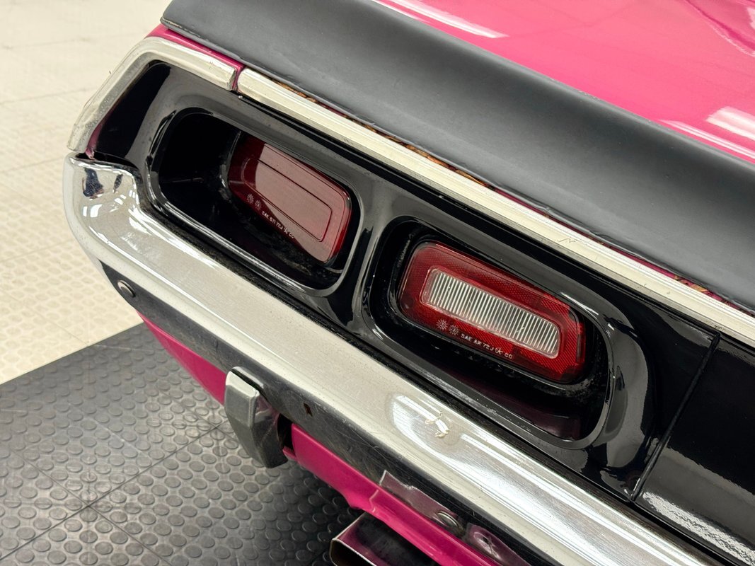Dodge-Challenger-1972-Hardtop-20