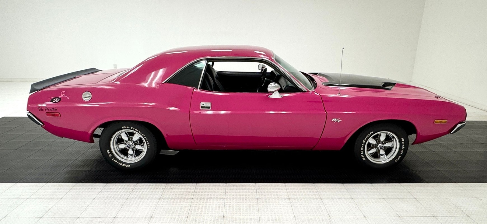 Dodge-Challenger-1972-Hardtop-5