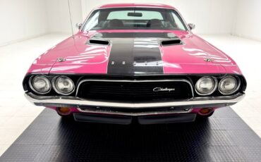 Dodge-Challenger-1972-Hardtop-7