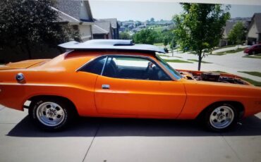 Dodge-Challenger-1973-12