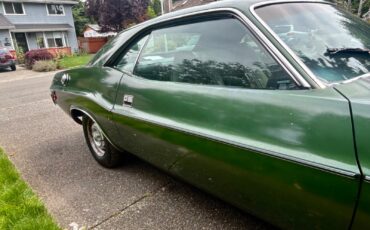 Dodge-Challenger-1973-Coupe-35