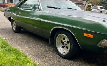 Dodge-Challenger-1973-Coupe-4
