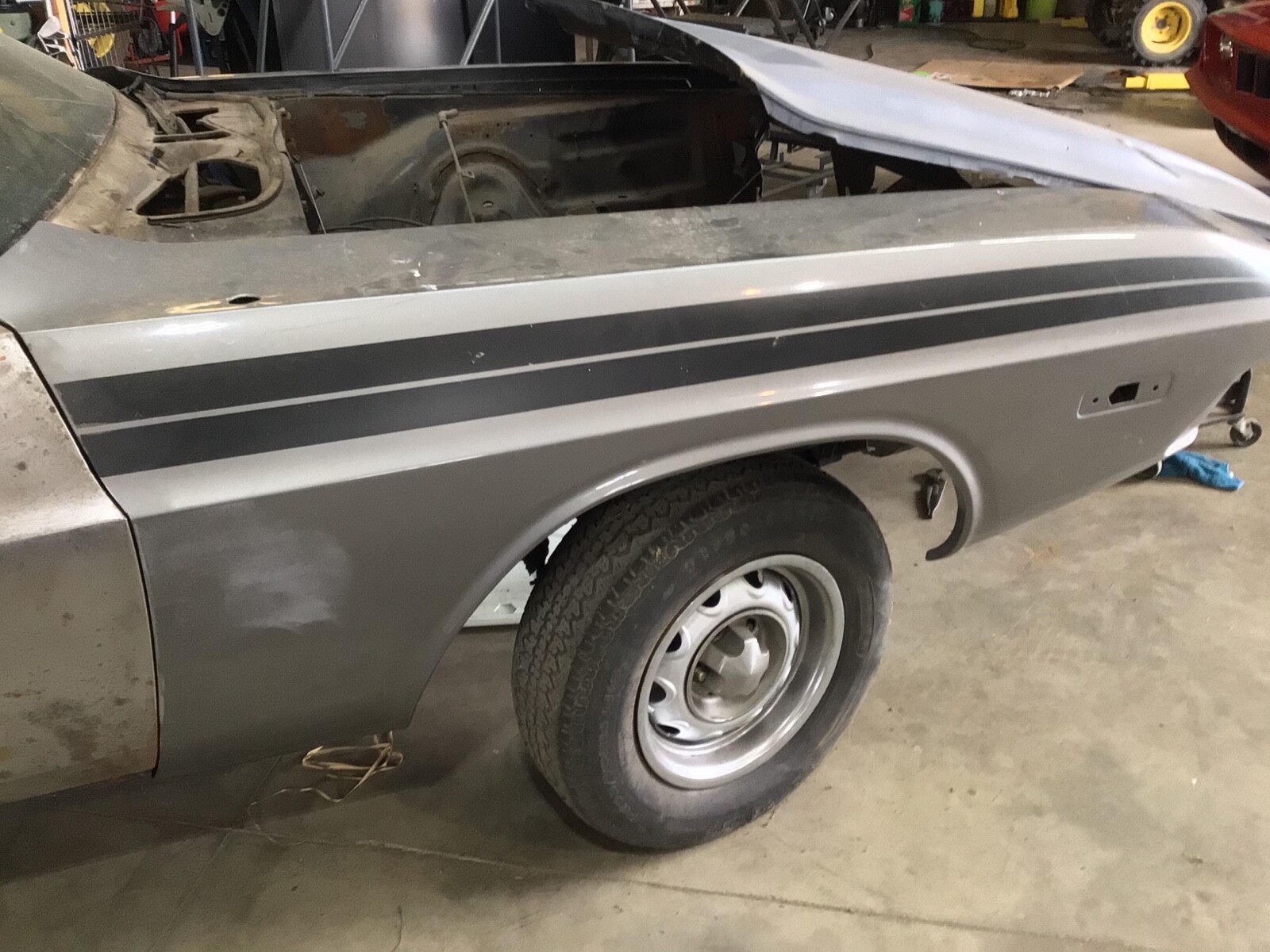 Dodge-Challenger-1974-Coupe-1