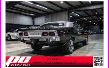 Dodge-Challenger-1974-black-1