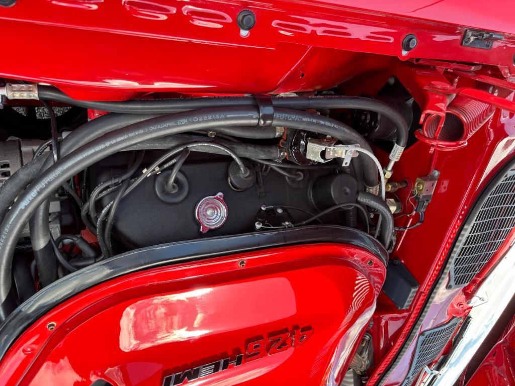 Dodge-Challenger-426-Hemi-convertible-1970-37