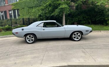 Dodge-Challenger-rt-1973-1