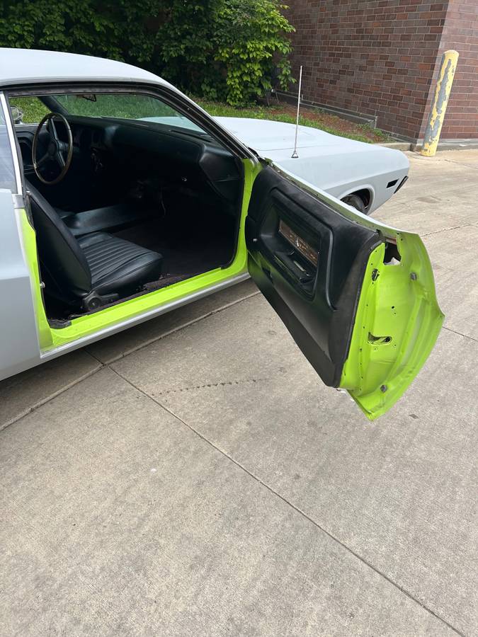 Dodge-Challenger-rt-1973-13