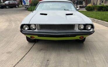 Dodge-Challenger-rt-1973-4
