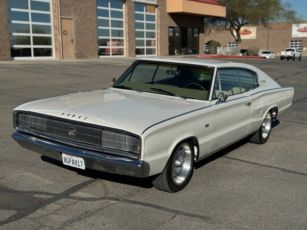 Dodge-Charger-1966-white-1