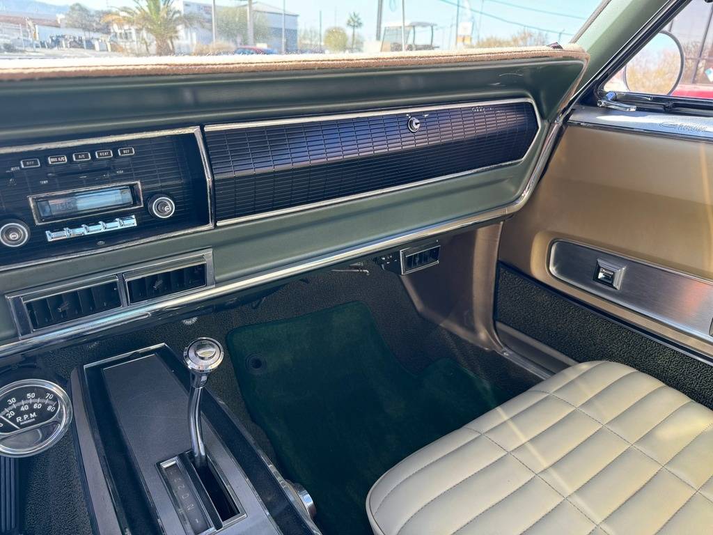 Dodge-Charger-1966-white-14