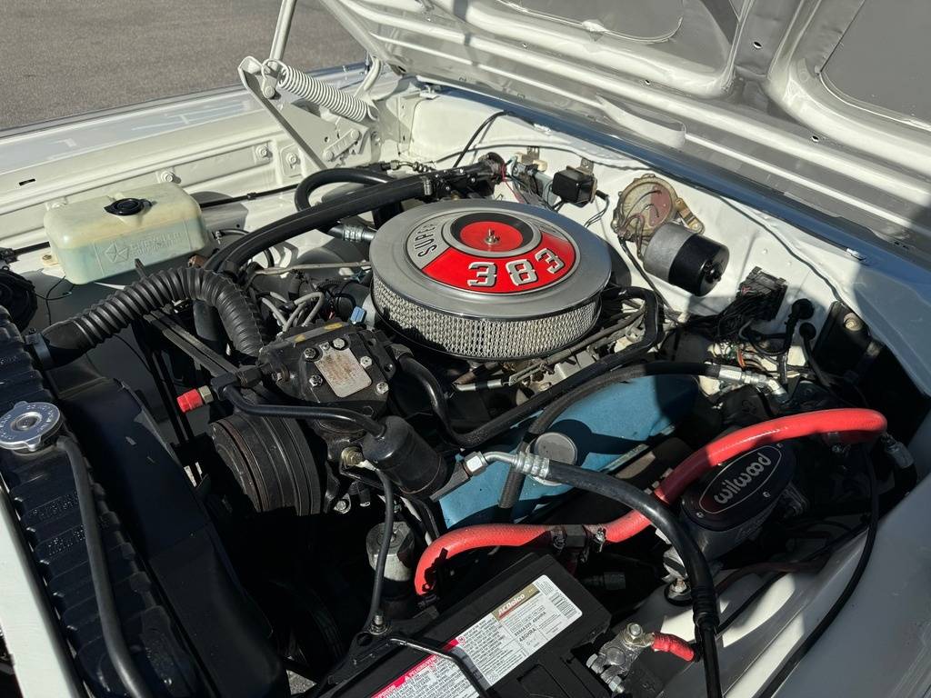 Dodge-Charger-1966-white-17