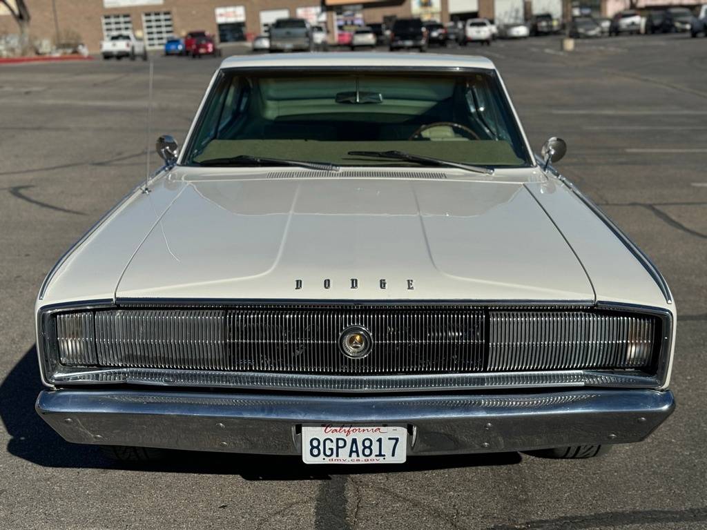Dodge-Charger-1966-white-2