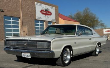 Dodge-Charger-1966-white