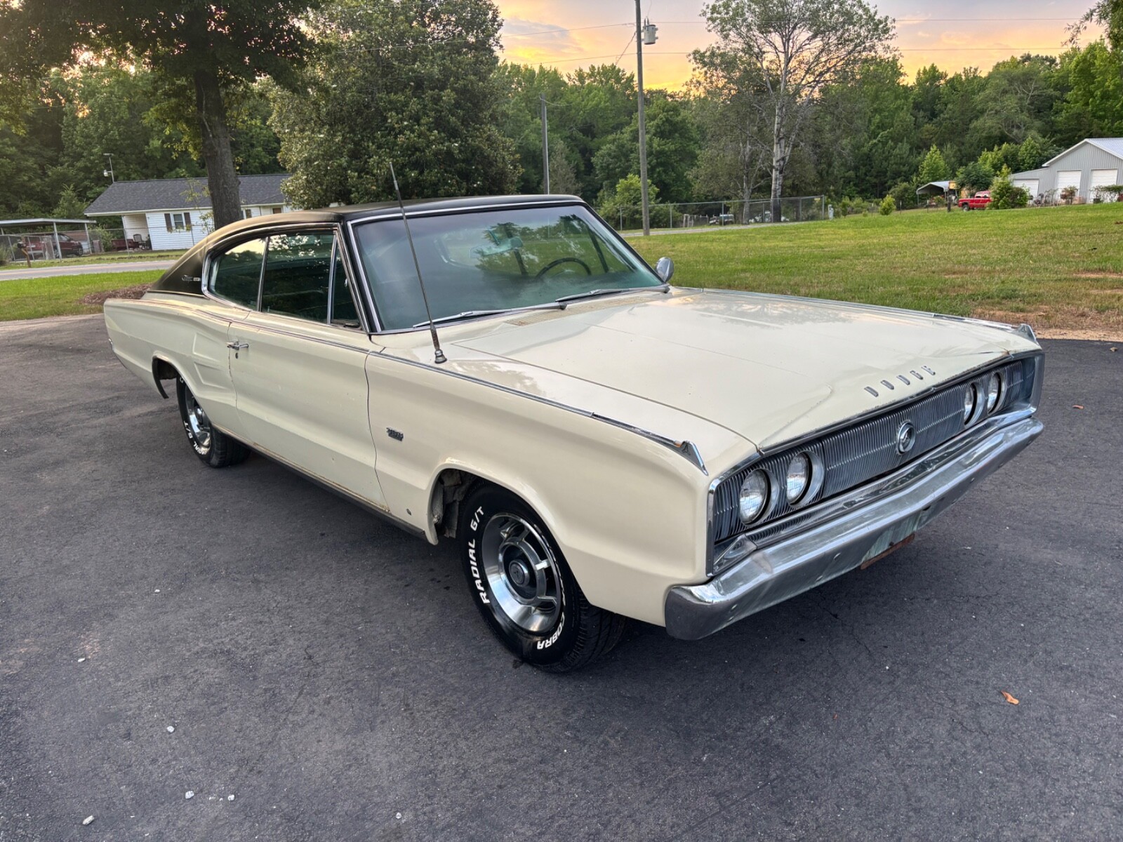 Dodge-Charger-1967-10