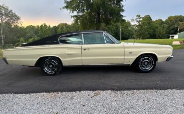 Dodge-Charger-1967-11