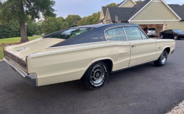 Dodge-Charger-1967-12