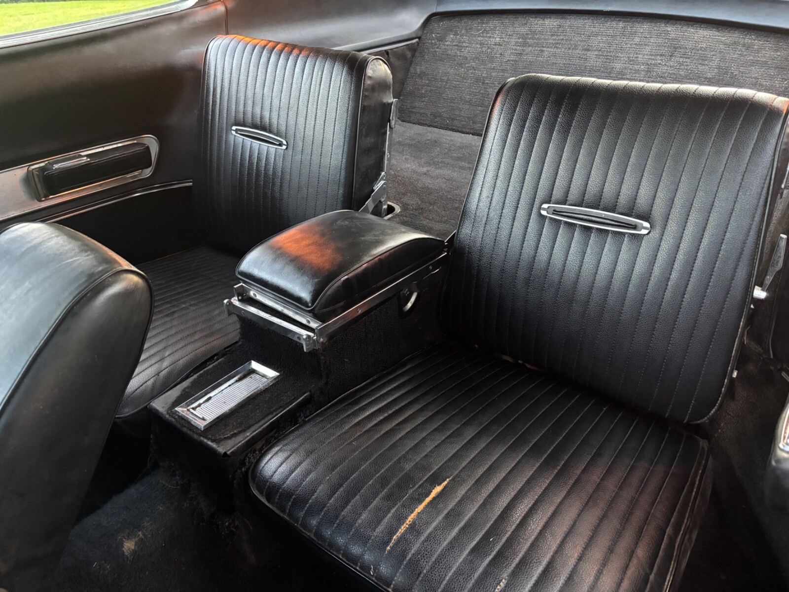 Dodge-Charger-1967-17