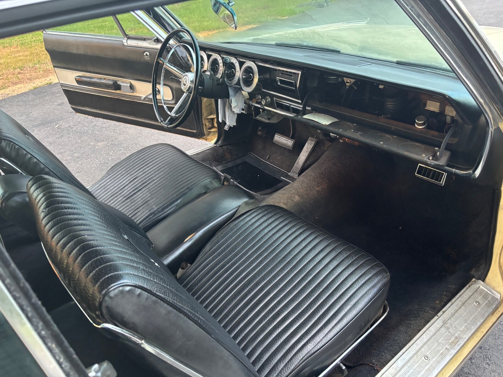Dodge-Charger-1967-18