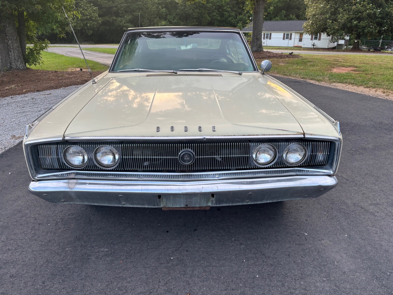 Dodge-Charger-1967-3